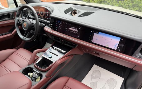 Porsche Cayenne III, 2026 год, 17 000 000 рублей, 13 фотография