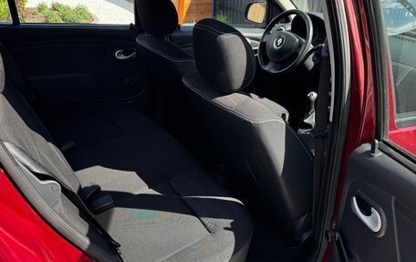 Renault Sandero I, 2013 год, 900 000 рублей, 8 фотография
