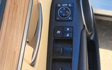 Lexus NX I, 2016 год, 2 800 000 рублей, 10 фотография
