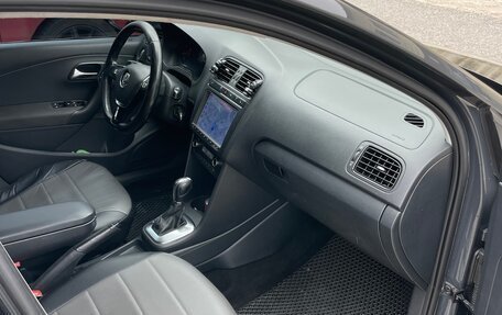 Volkswagen Polo VI (EU Market), 2015 год, 900 000 рублей, 13 фотография