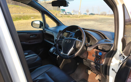 Toyota Esquire I, 2015 год, 1 900 000 рублей, 15 фотография