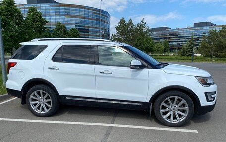 Ford Explorer VI, 2017 год, 2 750 000 рублей, 5 фотография