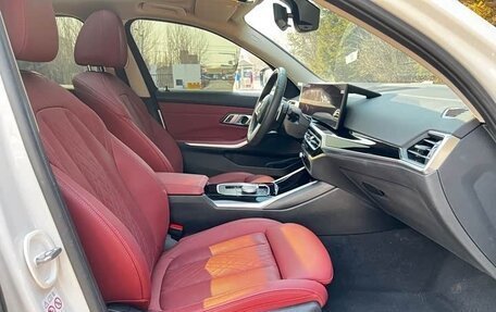 BMW 3 серия, 2023 год, 3 300 000 рублей, 15 фотография