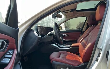 BMW 3 серия, 2023 год, 3 300 000 рублей, 14 фотография