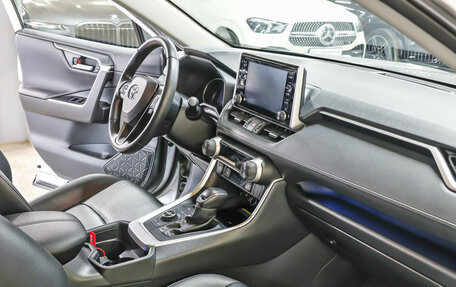 Toyota RAV4, 2020 год, 3 998 000 рублей, 11 фотография