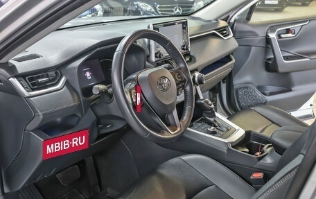 Toyota RAV4, 2020 год, 3 998 000 рублей, 15 фотография