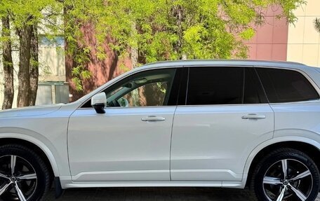 Volvo XC90 II рестайлинг, 2020 год, 3 000 000 рублей, 2 фотография