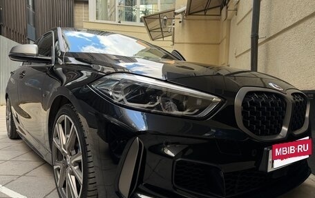 BMW 1 серия, 2022 год, 4 600 000 рублей, 18 фотография