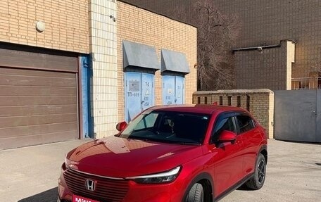 Honda Vezel, 2021 год, 3 100 000 рублей, 1 фотография