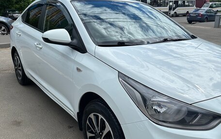 Hyundai Solaris II рестайлинг, 2019 год, 1 430 000 рублей, 4 фотография