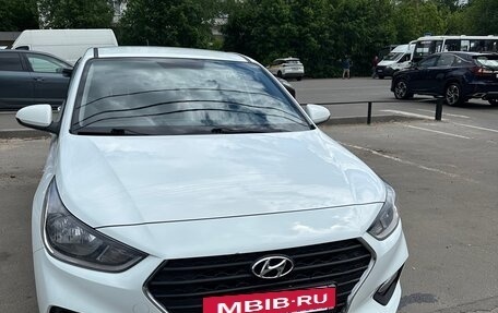 Hyundai Solaris II рестайлинг, 2019 год, 1 430 000 рублей, 5 фотография
