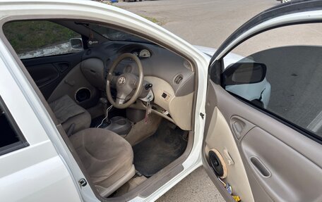 Toyota Platz, 2003 год, 450 000 рублей, 17 фотография