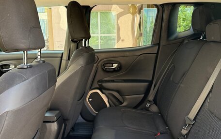 Jeep Renegade I рестайлинг, 2015 год, 1 450 000 рублей, 11 фотография