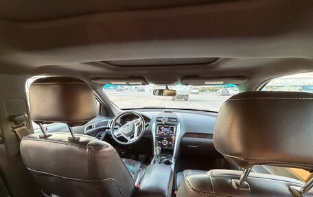 Ford Explorer VI, 2013 год, 1 600 000 рублей, 7 фотография