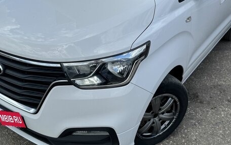 Hyundai Grand Starex Grand Starex I рестайлинг 2, 2019 год, 3 750 000 рублей, 7 фотография