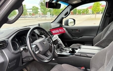 Toyota Land Cruiser, 2021 год, 7 500 000 рублей, 6 фотография