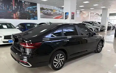 Volkswagen Lavida, 2023 год, 1 743 000 рублей, 6 фотография