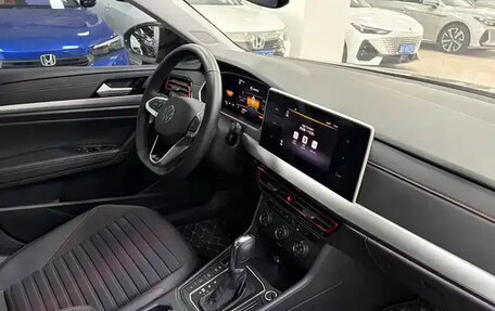 Volkswagen Lavida, 2023 год, 1 743 000 рублей, 8 фотография