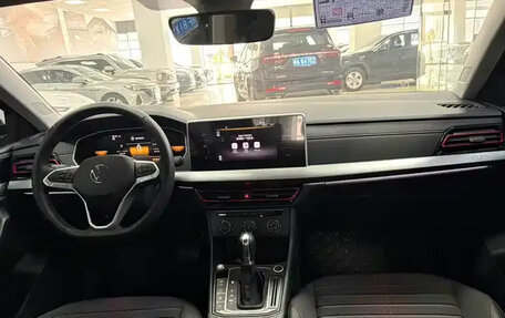 Volkswagen Lavida, 2023 год, 1 743 000 рублей, 9 фотография
