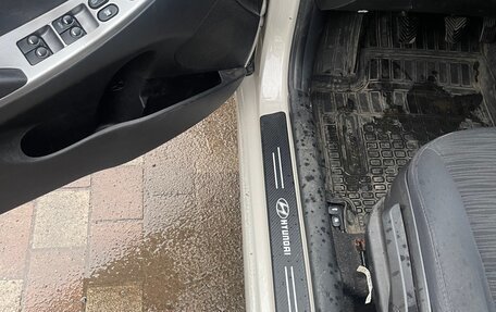 Hyundai Solaris II рестайлинг, 2015 год, 490 000 рублей, 15 фотография