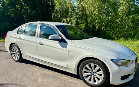 BMW 3 серия, 2013 год, 1 600 000 рублей, 10 фотография