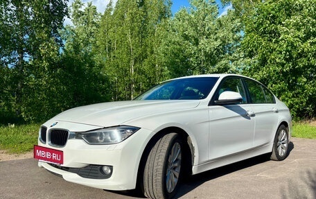 BMW 3 серия, 2013 год, 1 600 000 рублей, 14 фотография