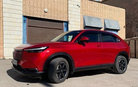 Honda Vezel, 2021 год, 3 100 000 рублей, 4 фотография