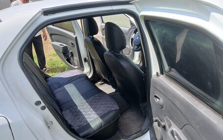 Renault Logan II, 2017 год, 320 000 рублей, 8 фотография