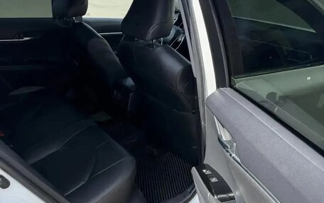 Toyota Camry, 2019 год, 3 150 000 рублей, 10 фотография