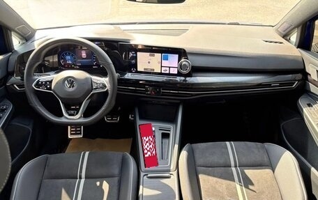 Volkswagen Golf VIII, 2022 год, 2 130 000 рублей, 8 фотография