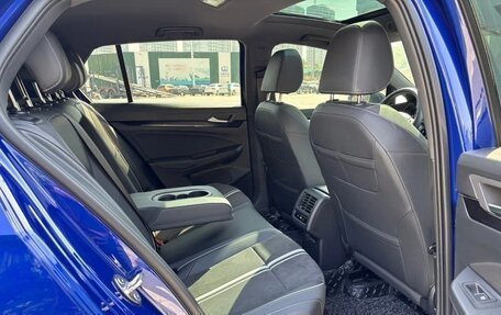Volkswagen Golf VIII, 2022 год, 2 130 000 рублей, 20 фотография
