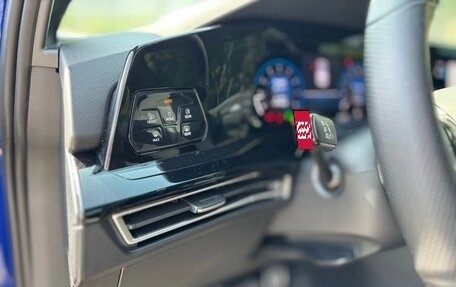 Volkswagen Golf VIII, 2022 год, 2 130 000 рублей, 17 фотография