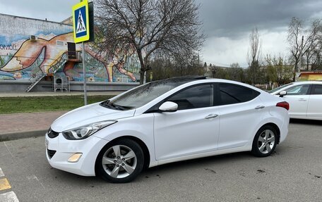 Hyundai Avante, 2013 год, 900 000 рублей, 5 фотография