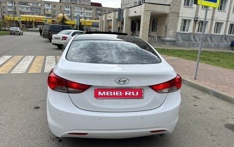 Hyundai Avante, 2013 год, 900 000 рублей, 8 фотография