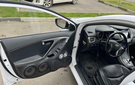 Hyundai Avante, 2013 год, 900 000 рублей, 15 фотография
