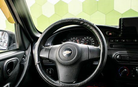Chevrolet Niva I рестайлинг, 2015 год, 630 000 рублей, 11 фотография