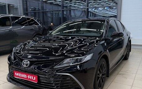 Toyota Camry, 2022 год, 3 520 000 рублей, 1 фотография