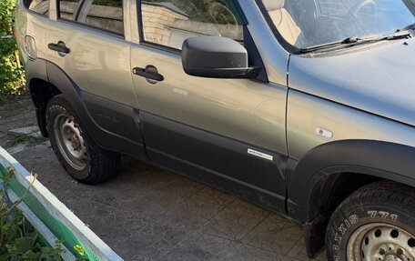 Chevrolet Niva I рестайлинг, 2013 год, 370 000 рублей, 1 фотография