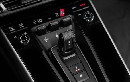 Porsche 911, 2022 год, 26 900 000 рублей, 38 фотография