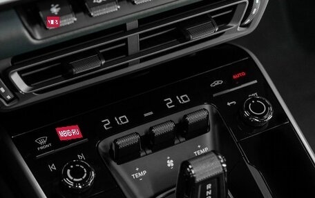 Porsche 911, 2022 год, 26 900 000 рублей, 39 фотография