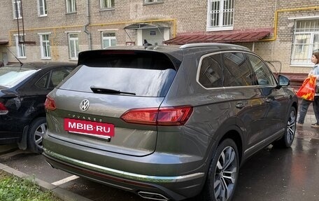Volkswagen Touareg III, 2020 год, 4 800 000 рублей, 4 фотография
