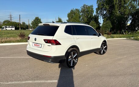 Volkswagen Tiguan II, 2021 год, 3 400 000 рублей, 5 фотография