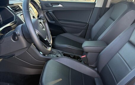 Volkswagen Tiguan II, 2021 год, 3 400 000 рублей, 9 фотография
