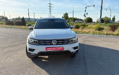 Volkswagen Tiguan II, 2021 год, 3 400 000 рублей, 2 фотография