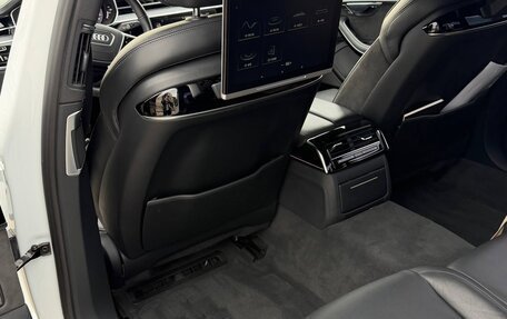 Audi A8, 2020 год, 7 100 000 рублей, 13 фотография