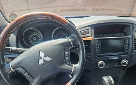 Mitsubishi Pajero IV, 2008 год, 1 480 000 рублей, 31 фотография