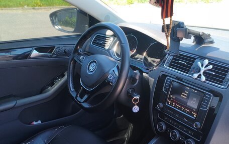 Volkswagen Jetta VI, 2017 год, 1 545 000 рублей, 6 фотография