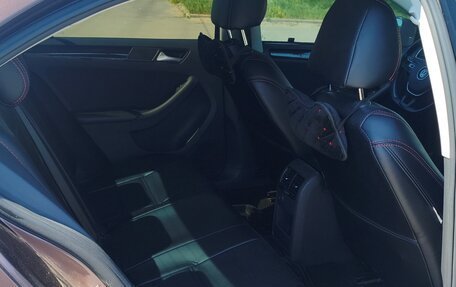 Volkswagen Jetta VI, 2017 год, 1 545 000 рублей, 10 фотография