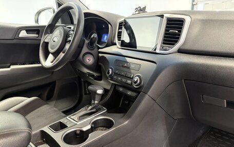 KIA Sportage IV рестайлинг, 2020 год, 2 125 400 рублей, 10 фотография