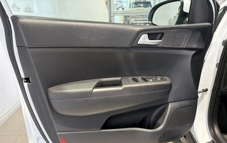 KIA Sportage IV рестайлинг, 2020 год, 2 125 400 рублей, 13 фотография